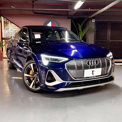AUDI E-TRON ELÉTRICO SPORTBACK S QUATTRO AUDI E-TRON ELÉTRICO SPORTBACK S QUATTRO
